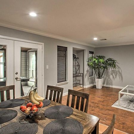 2-Story Pensacola Home With Game Room And Private Yard Exterior photo